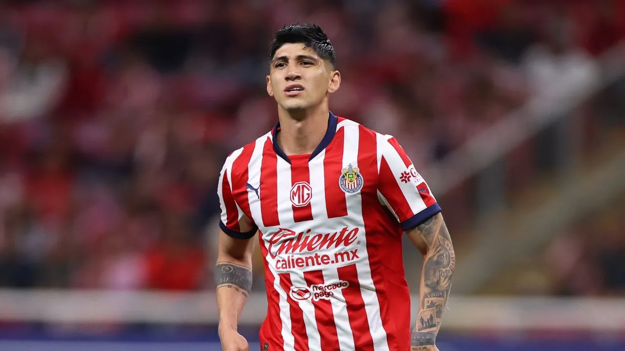 Alan Pulido, jugador de Chivas. 