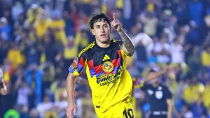 Alejandro Zendejas se olvida del América mientras el equipo se cae a pedazos en el Clásico