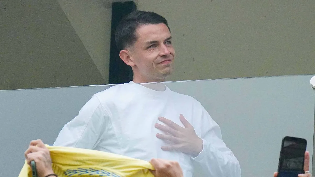 Álvaro Fidalgo actualmente defiende al Real Betis.