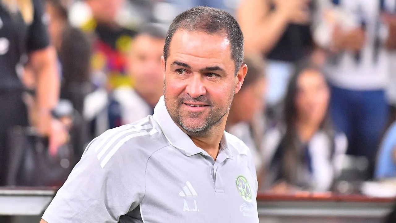 André Jardine se deshace en elogios para Raphael Veiga y lo considera sucesor de estrella del América.