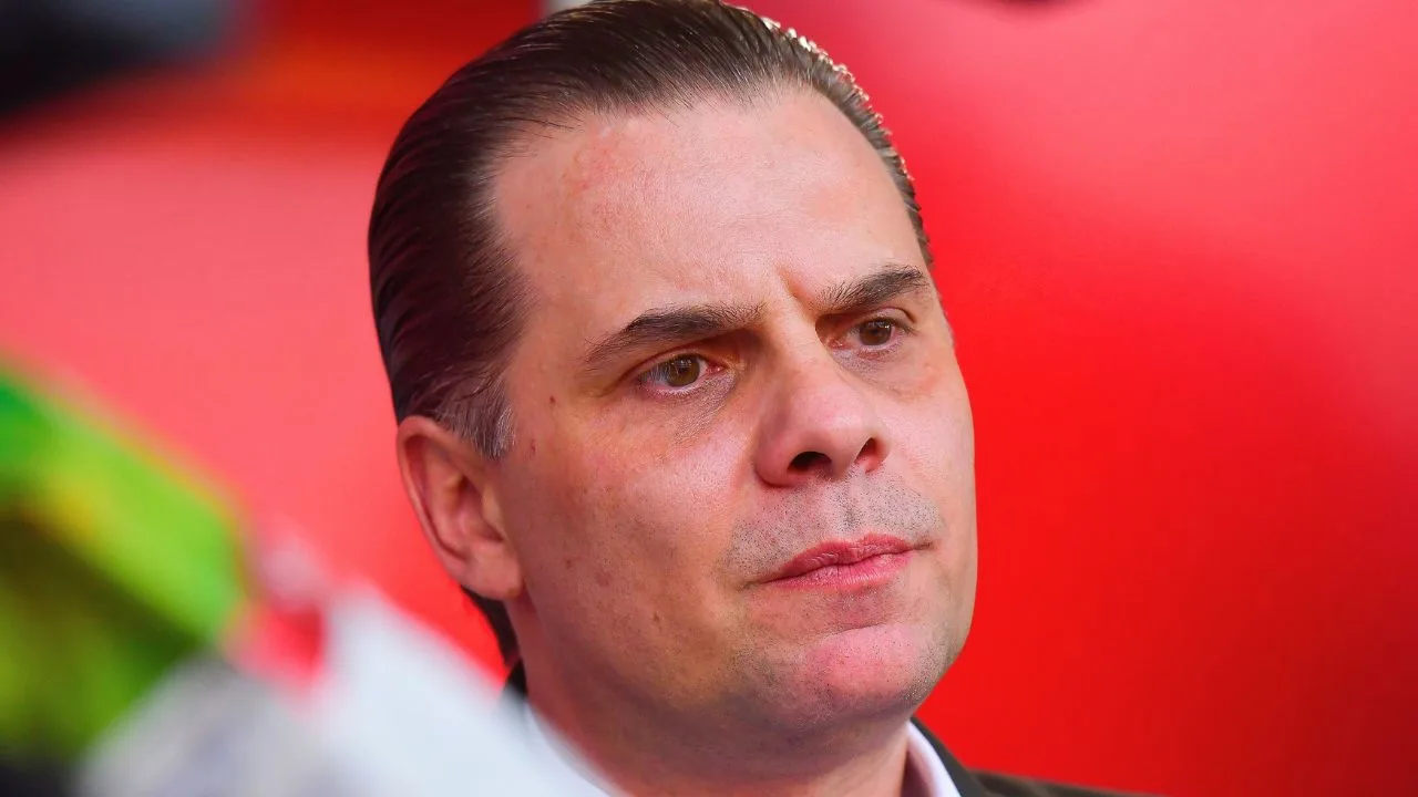 Popular conductor de Televisa le manda mensaje a Christian Martinoli tras ausencias con TV Azteca.