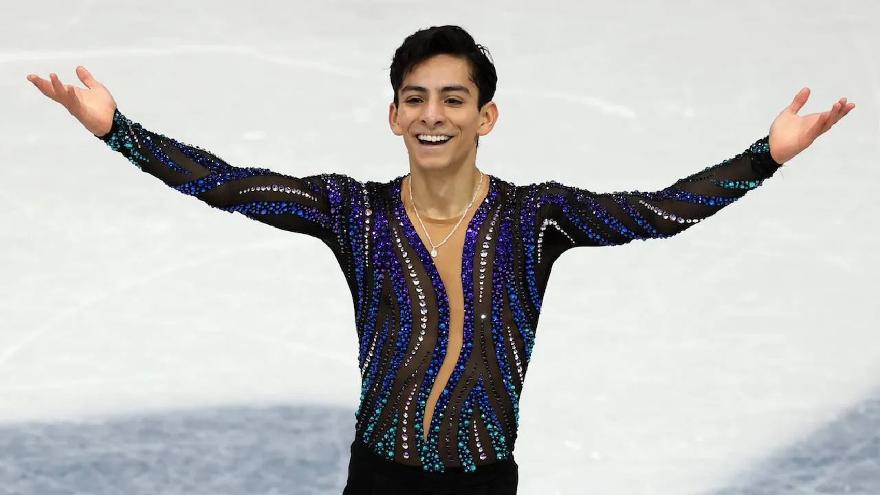 Donovan Carrillo, patinador artístico.