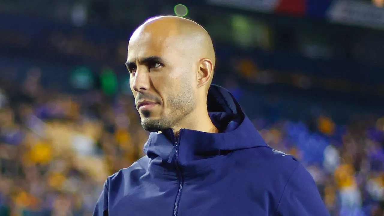 Guido Pizarro, actual DT de Tigres.
