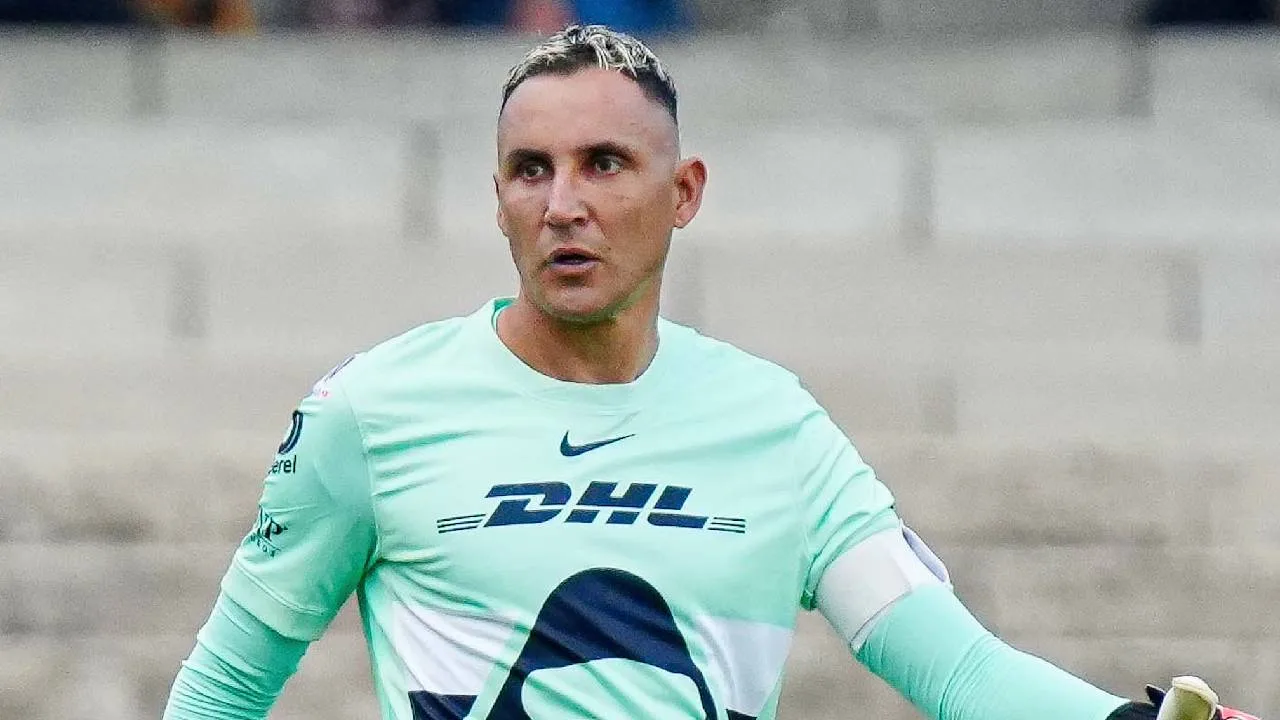 Keylor Navas podría salir de Pumas.