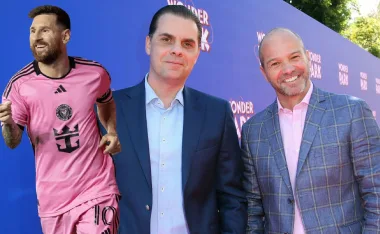 Lionel Messi apareció junto a Martinoli y el Dr. García.