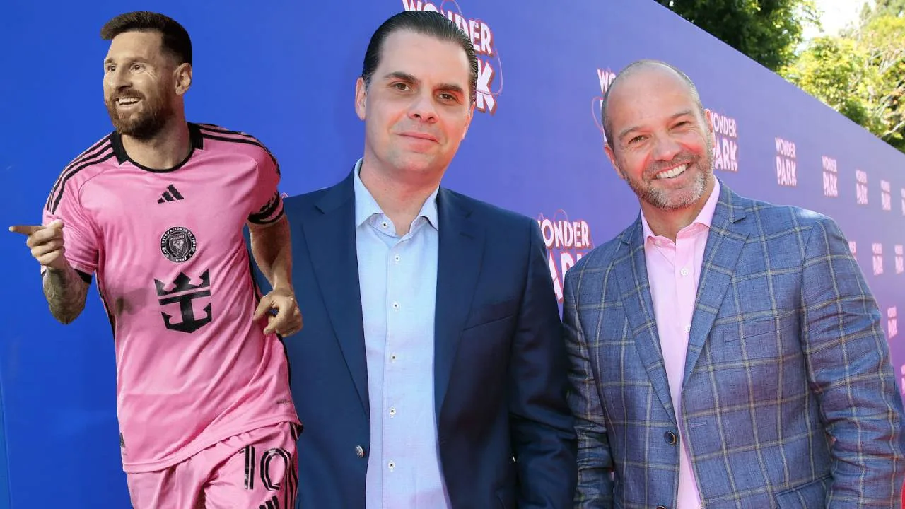 Lionel Messi apareció junto a Martinoli y el Dr. García.