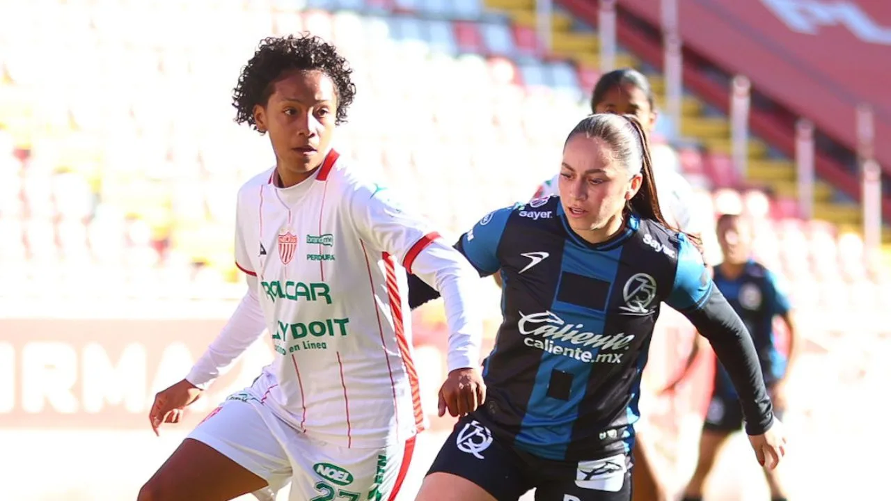 El duelo de Necaxa Femenil vs Querétaro tuvo un momento tenso. 