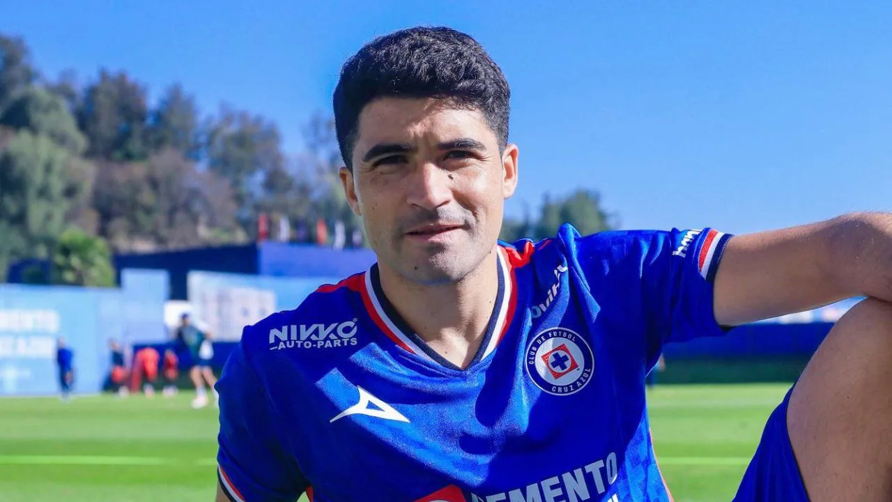 Nicolás Ibáñez, nuevo refuerzo de Cruz Azul, y ex jugador de Tigres.
