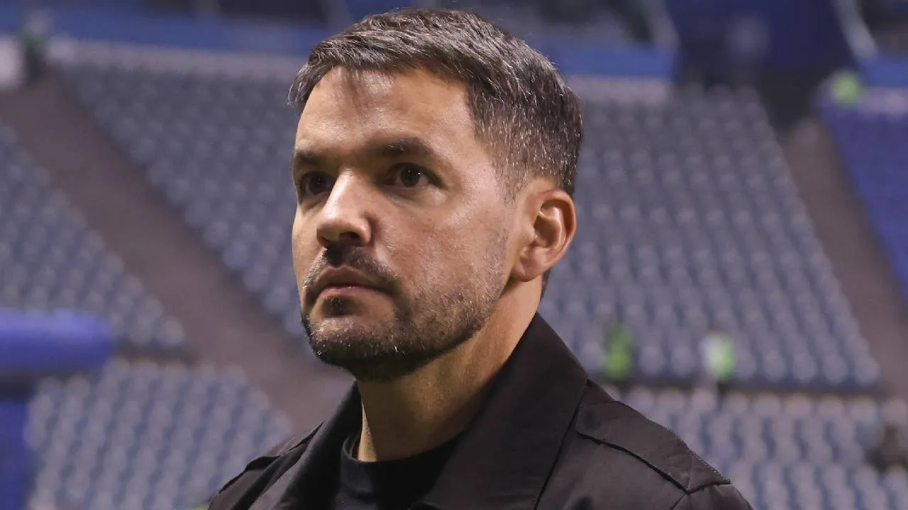 Nicolás Larcamón, DT de Cruz Azul.