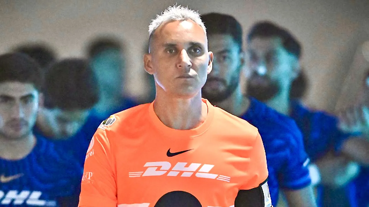 Keylor Navas podría no continuar en Pumas tras el Clausura 2026.