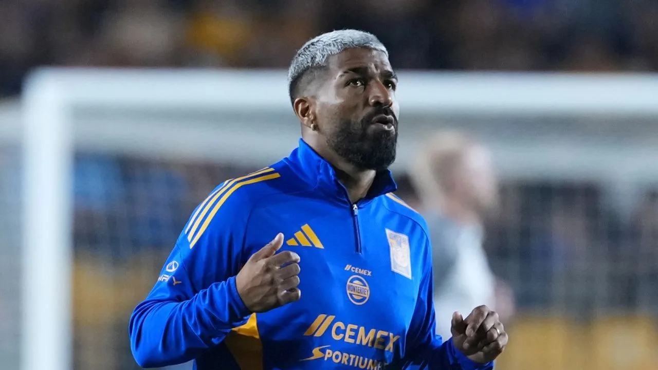 Rodrigo Aguirre, refuerzo bomba de Tigres. 