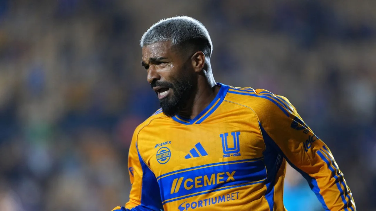 Rodrigo Aguirre, refuerzo de Tigres. 