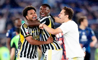 El futbolista brilla en el Viejo Continente, pero revela que sigue a uno de los grandes de Liga MX. ¿A quién le va Weston McKennie?