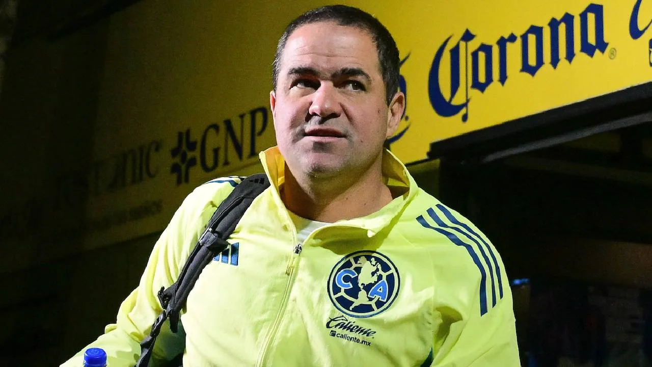 André Jardine, DT del América.