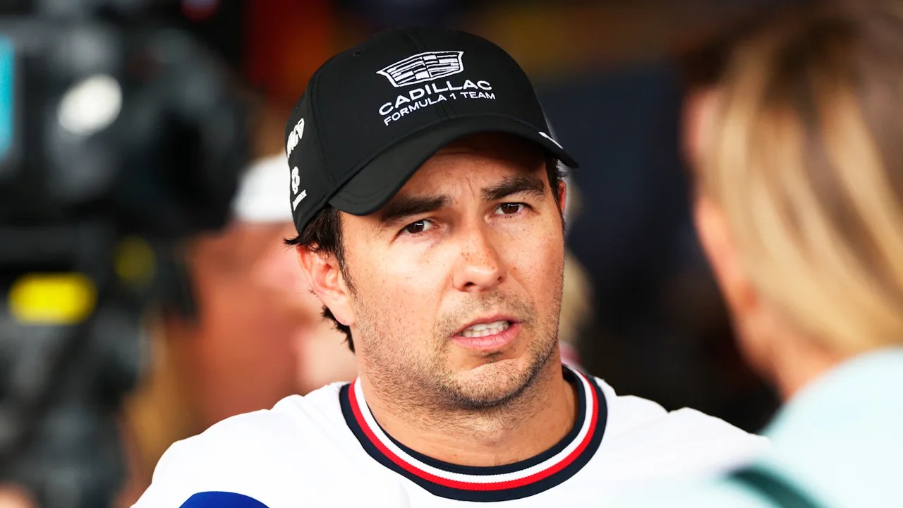 Checo Pérez podría no correr en abril en la Fórmula 1.