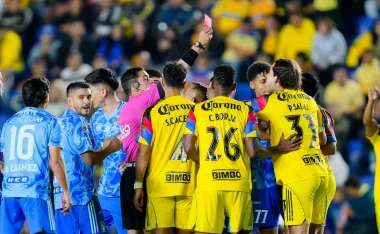 Expulsión de Vinicius Lima, América vs Tigres