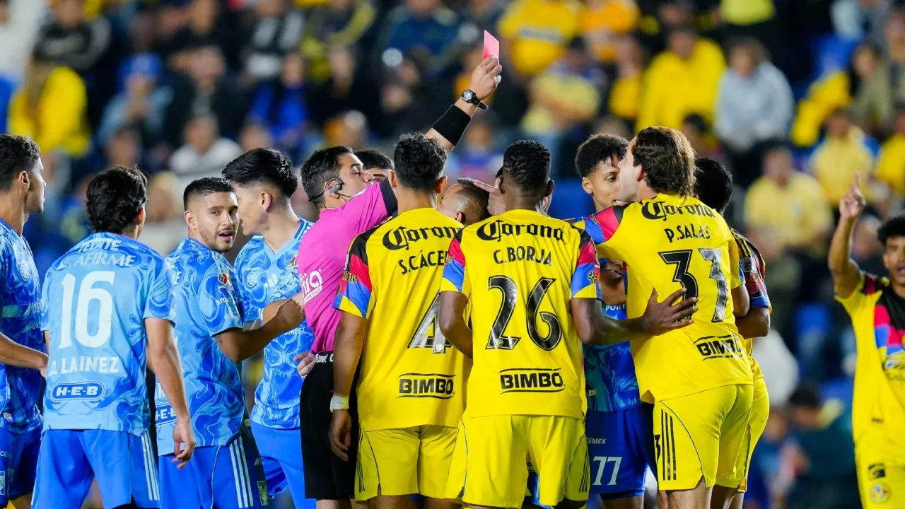 Expulsión de Vinicius Lima, América vs Tigres