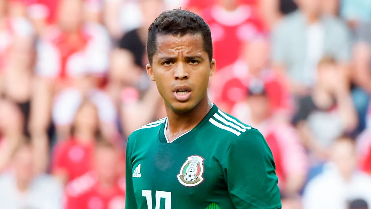 Giovani dos Santos es uno de los jugadores que ha realizado inversiones millonarias.