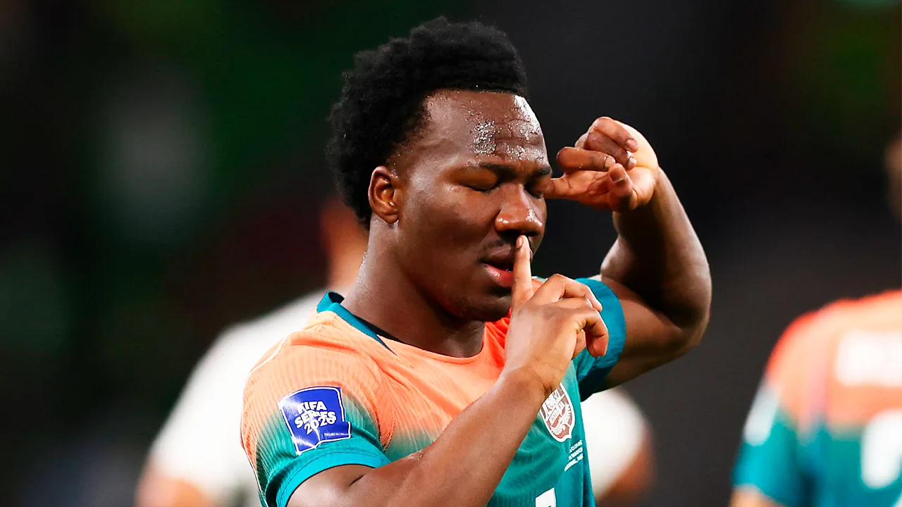 Nestory Irankunda realizó un histórico festejo de gol.