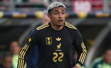 Julián Araújo, Selección Mexicana