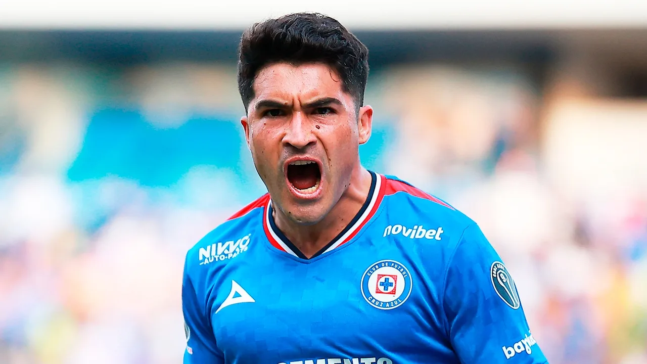 Nicolás Ibáñez marca golazo en Cruz Azul vs Rayados.