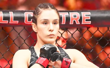 Alexa Grasso y su amor por las Chivas de Guadalajara.