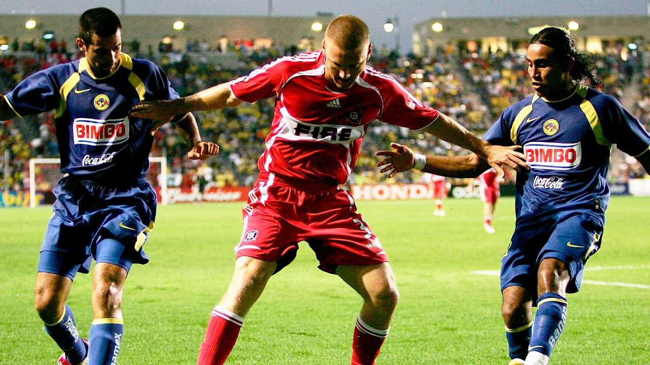 Alvin Mendoza en su etapa con América.