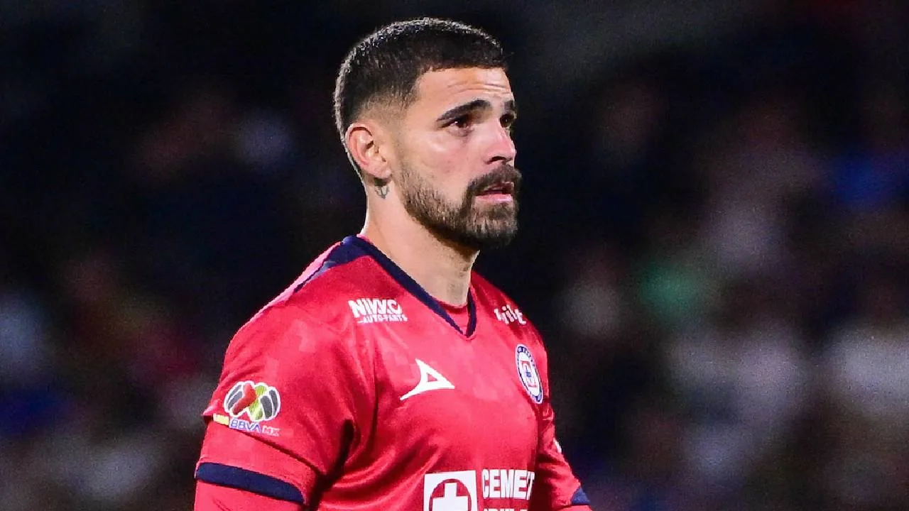 Andrés Gudiño, portero de Cruz Azul.