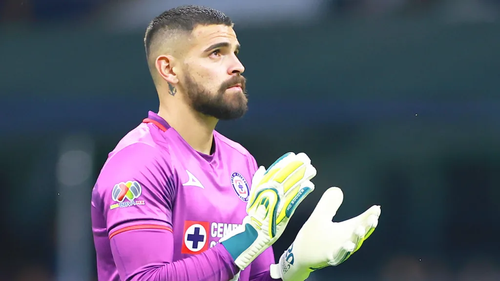 Andrés Gudiño, portero del Cruz Azul.