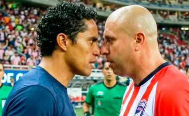 Bofo Bautista se enfrenta con Jagger Martínez.