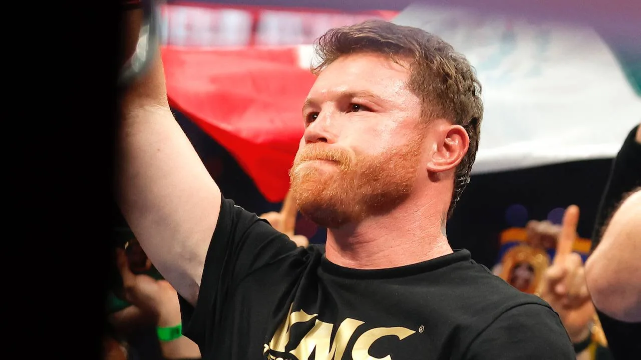 Canelo Álvarez, boxeador mexicano.