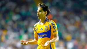 Diego Lainez reacciona tras ser borrado del Tri y hasta Brunetta lo apoya: ¿Pedrada a Aguirre?