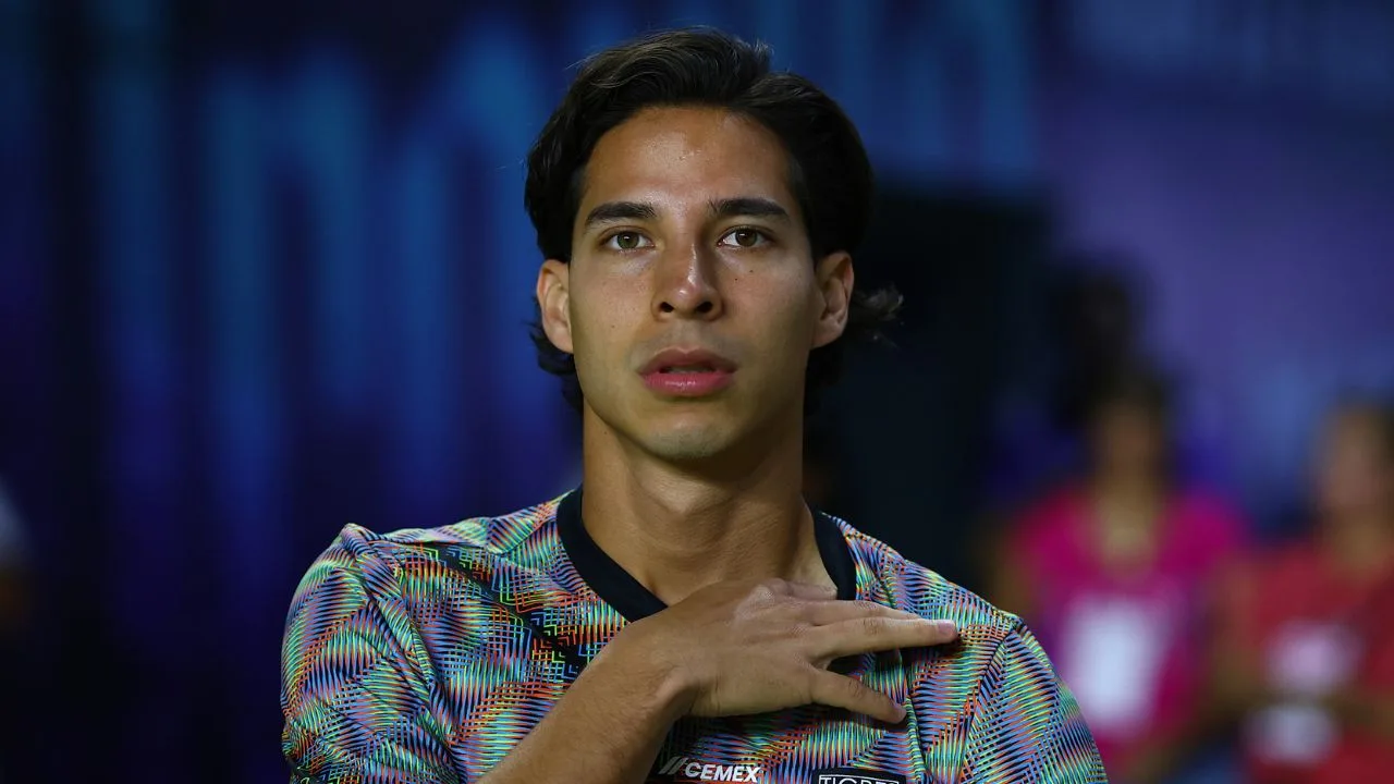 Diego Lainez, figura de Tigres. 
