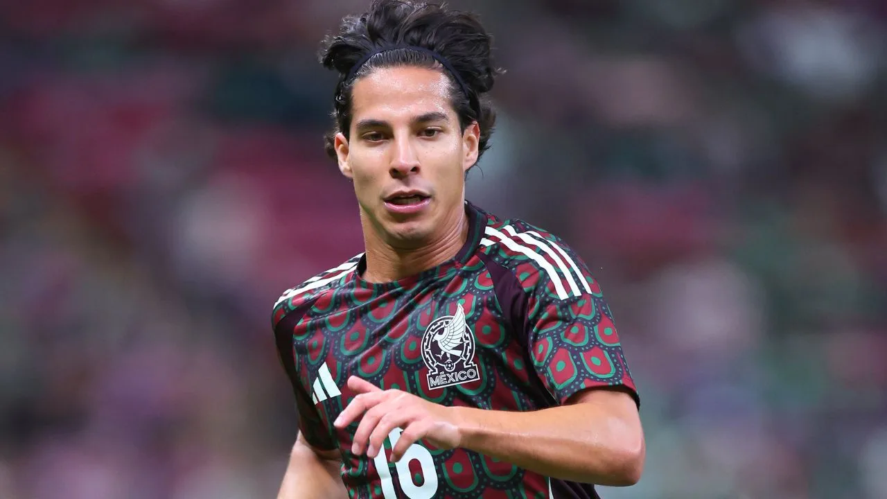 Hermano de Diego Lainez rompe el silencio y lo defiende tras ser borrado de la convocatoria de México vs Portugal.