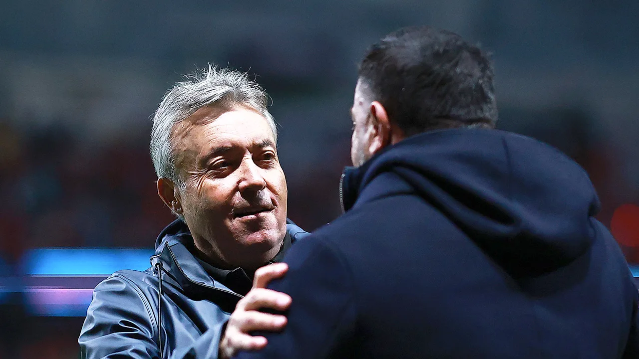 Dómenec Torrent deja Rayados de Monterrey y definen reemplazo.