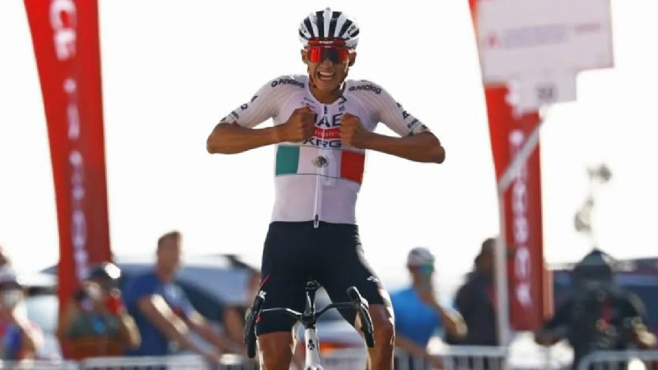 Isaac del Toro, ciclista mexicano.