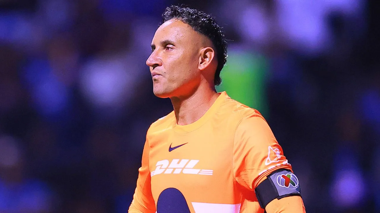 Piojo Herrera destapa serio conflicto de Keylor Navas de Pumas con DT de poderoso club.