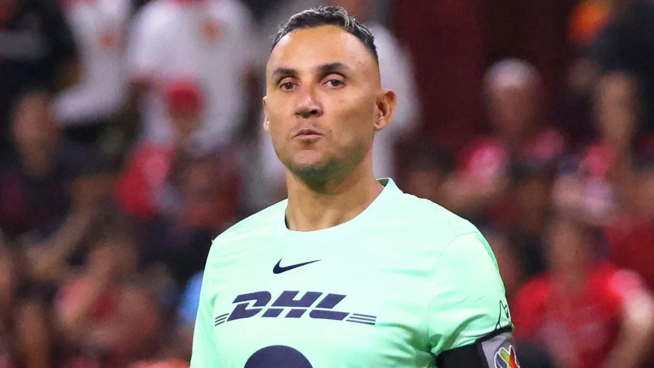 Keylor Navas recibe duro golpe de Costa Rica tras renovar con Pumas y previo a duelo vs América.