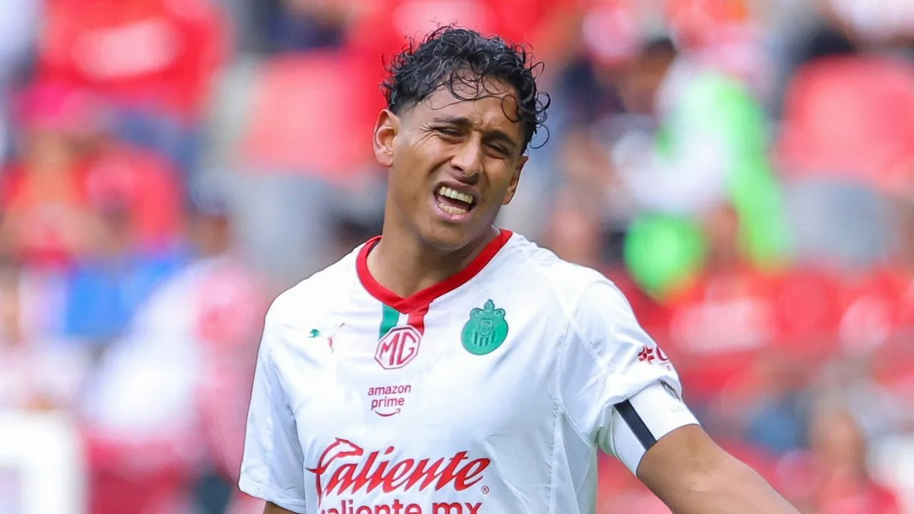 Luis Romo, jugador de Chivas. 