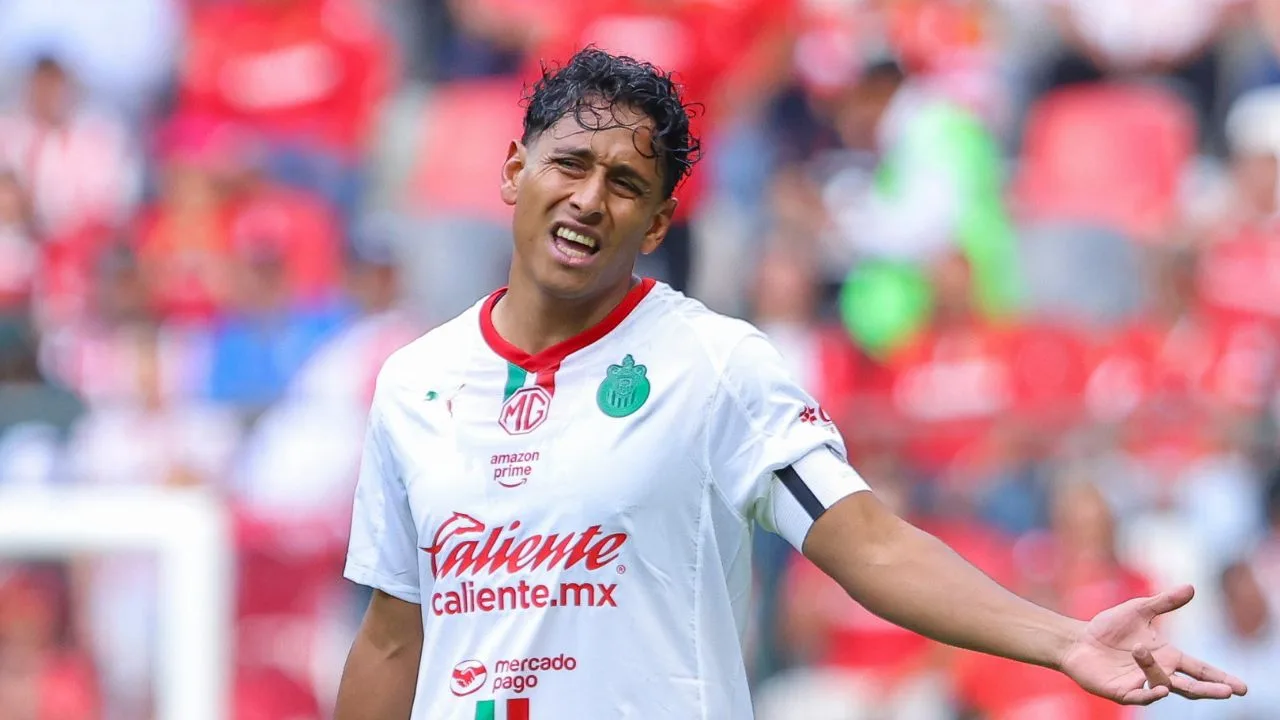 Luis Romo, jugador de Chivas. 