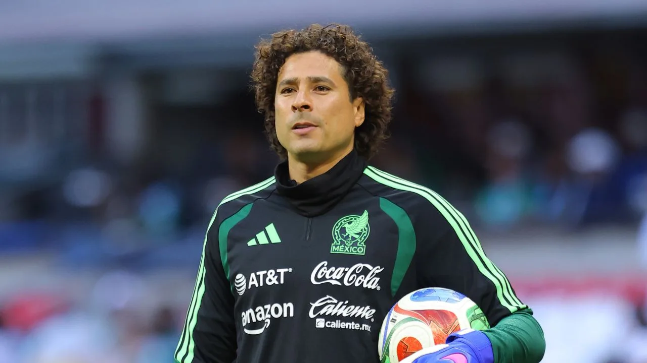 Memo Ochoa, jugador de la Selección Mexicana. 