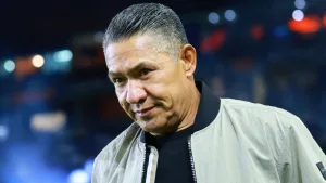 Ante irregularidad, León toma una decisión sobre Nacho Ambriz y define su futuro en el Clausura 2026