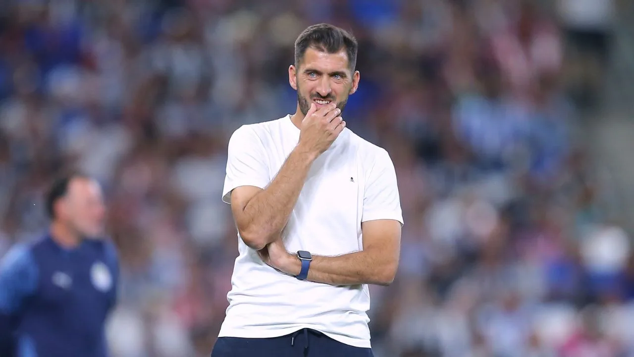 Nico Sánchez, DT interino de Rayados de Monterrey. 