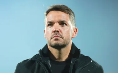 Nicolás Larcamón, DT de Cruz Azul.