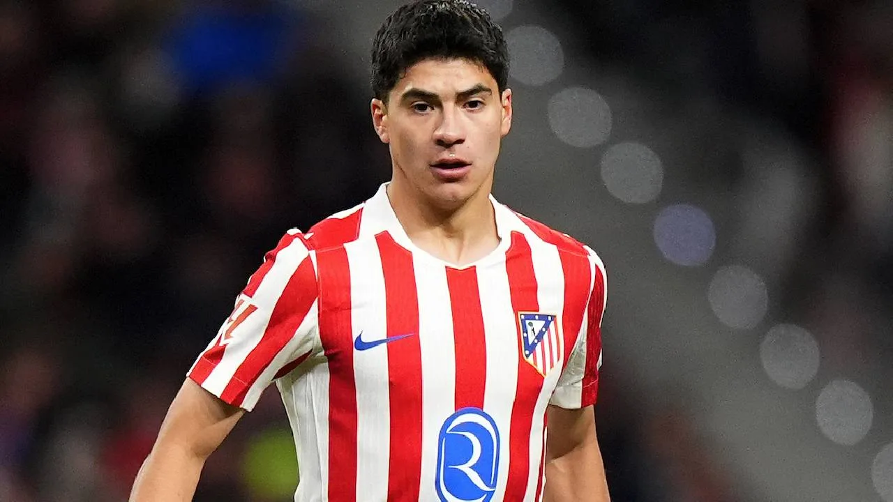 Obed Vargas buscará destacar dentro del campo.