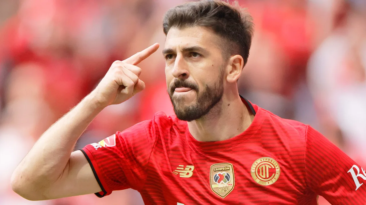 Paulinho y su alegría al ser citado en Portugal.