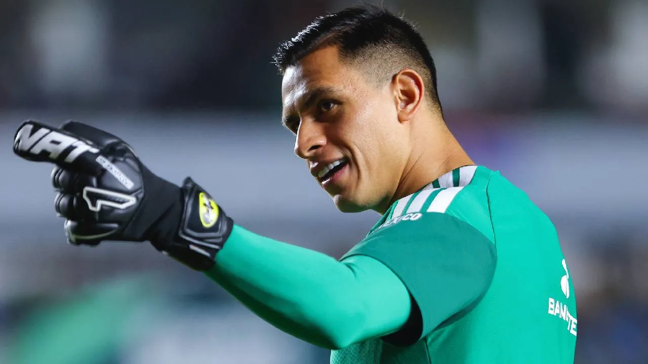 Luis Ángel Malagón, portero mexicano.