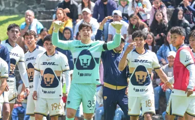 Pumas se ríe del América tras ganar el Clásico Capitalino.