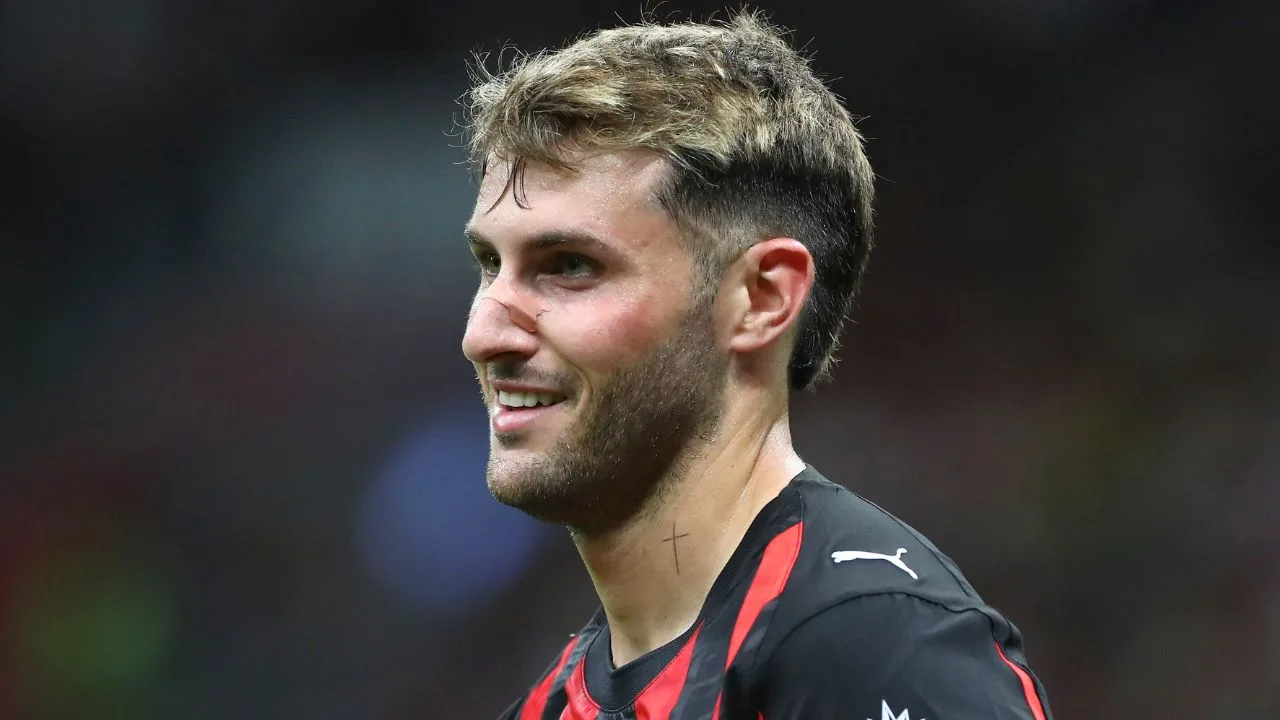 Santiago Gimenez regresa a los entrenamientos del AC Milan y lanza poderoso mensaje.