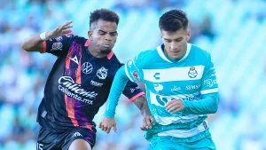 Santos vs Puebla: insólita expulsión en la Franja por grave agresión al cuarto árbitro